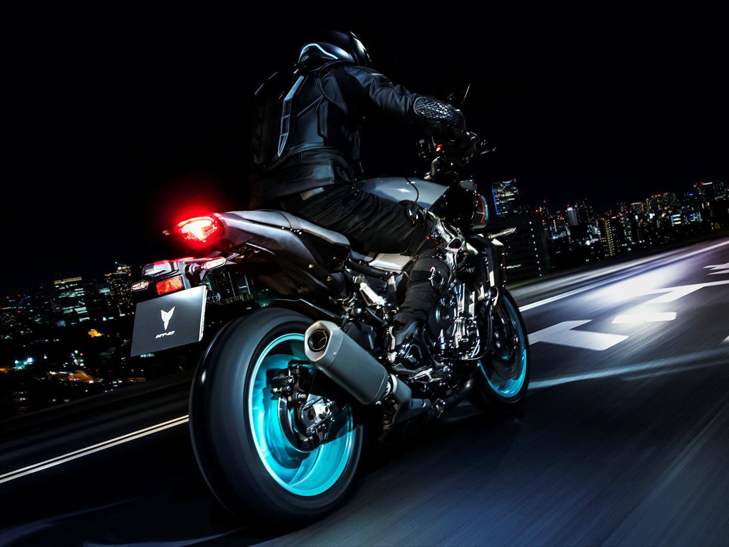 2023 Yamaha MT-10 in Elkhart, Indiana - Photo 12