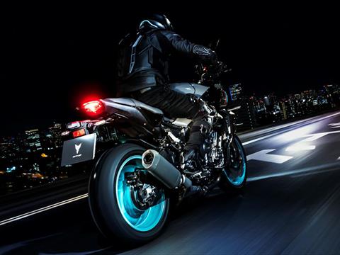2023 Yamaha MT-10 in Elkhart, Indiana - Photo 12