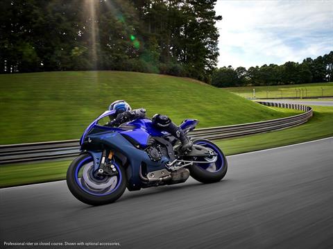2023 Yamaha YZF-R1 in Belle Plaine, Minnesota - Photo 5