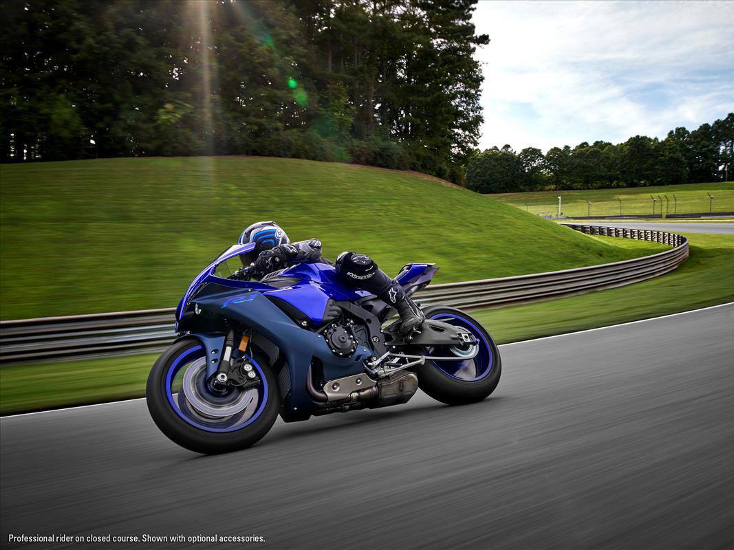 2023 Yamaha YZF-R1 in Belle Plaine, Minnesota - Photo 5
