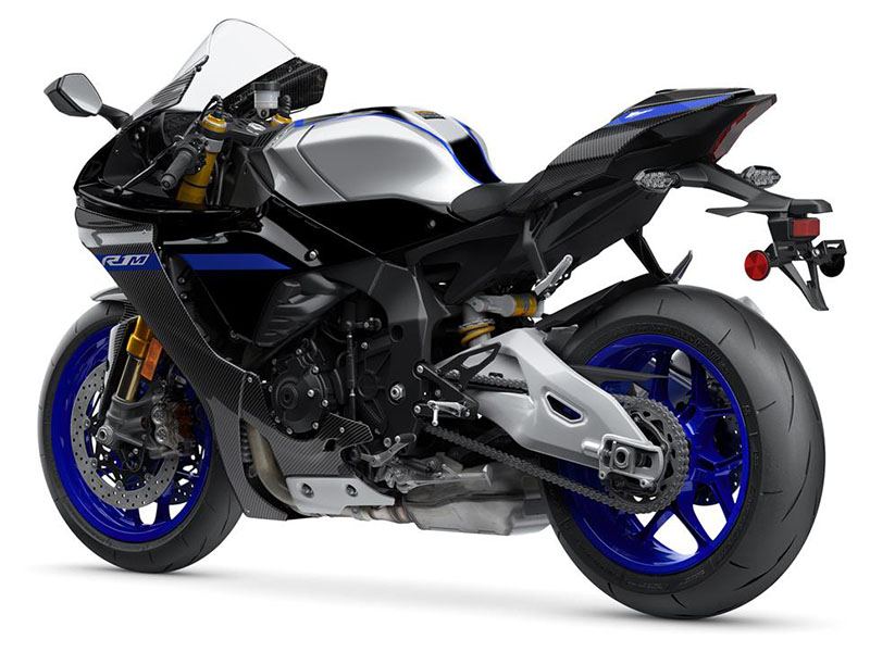 Moto r1 m top