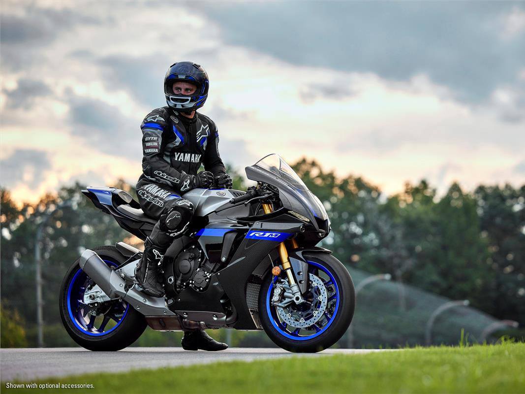 Yamaha r 1 m new arrivals