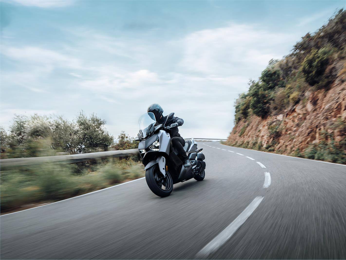 2023 Yamaha XMAX in Huron, Ohio - Photo 14