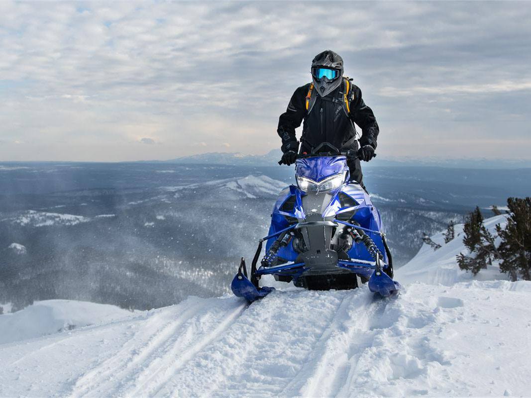 2023 Yamaha Mountain Max LE 165 in Elkhart, Indiana - Photo 6