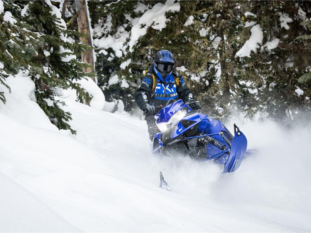 2023 Yamaha Mountain Max LE 165 in Elkhart, Indiana - Photo 8