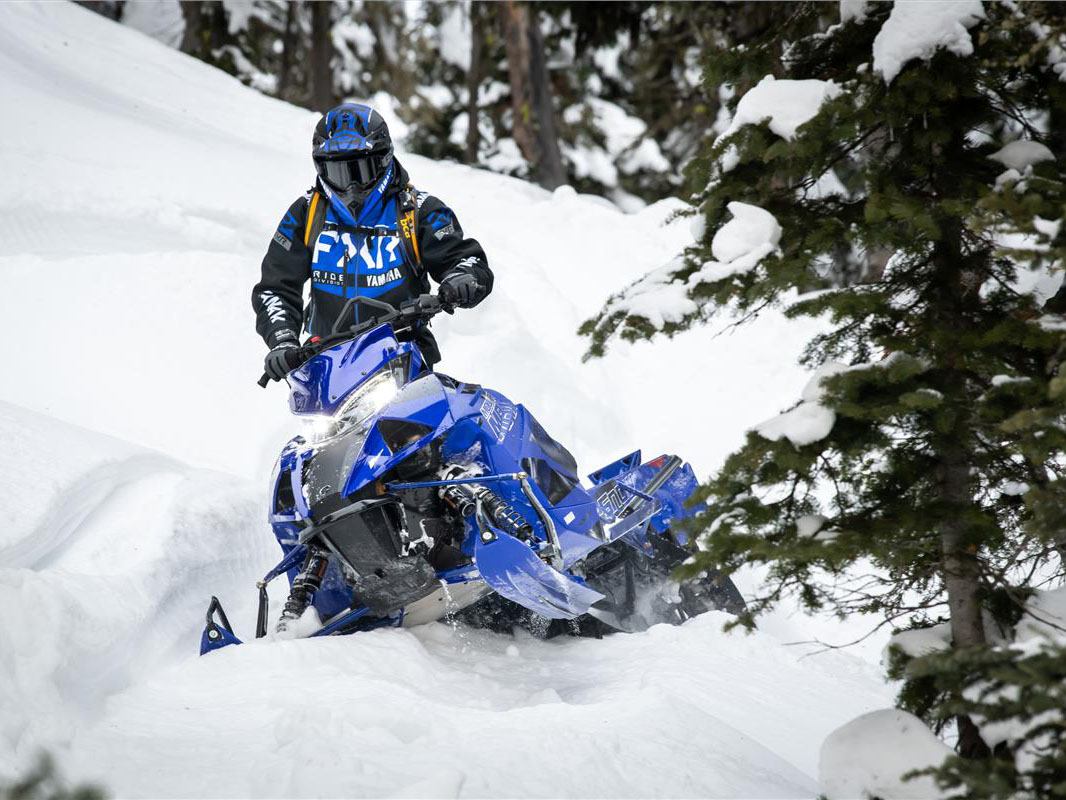 01 Yamaha Mountain Max 600 triple 141 - YouTube