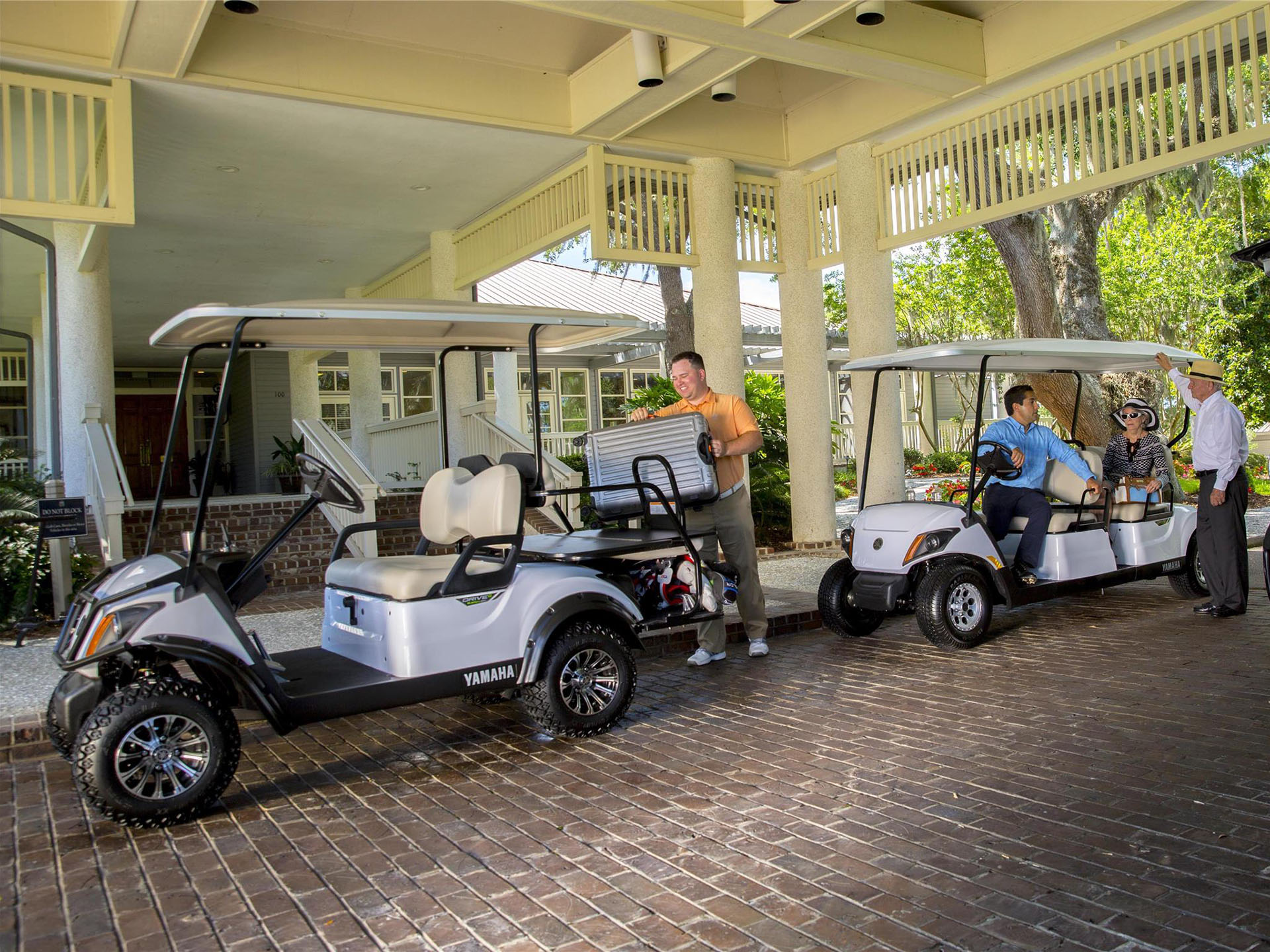 2024 Yamaha Drive2 Adventurer Sport 2+2 QuieTech EFI in Saint Maries, Idaho