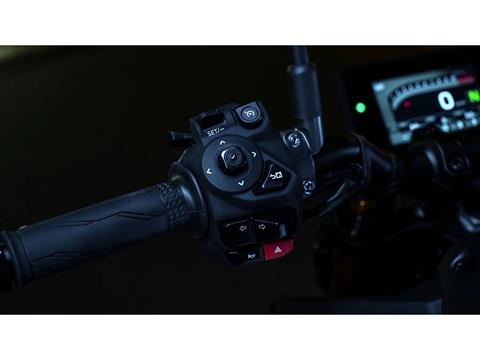 2024 Yamaha MT-09 SP in Marietta, Ohio - Photo 15