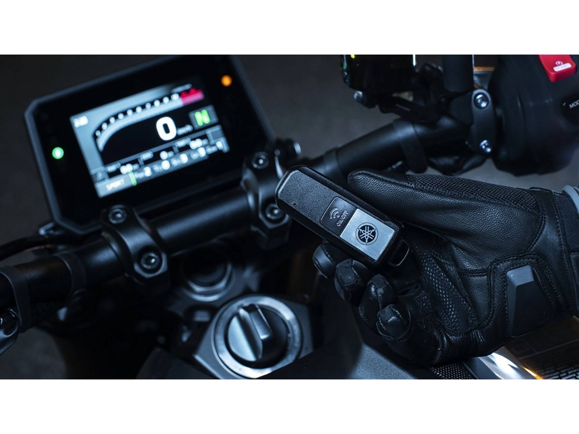 2024 Yamaha MT-09 SP in Marietta, Ohio - Photo 16