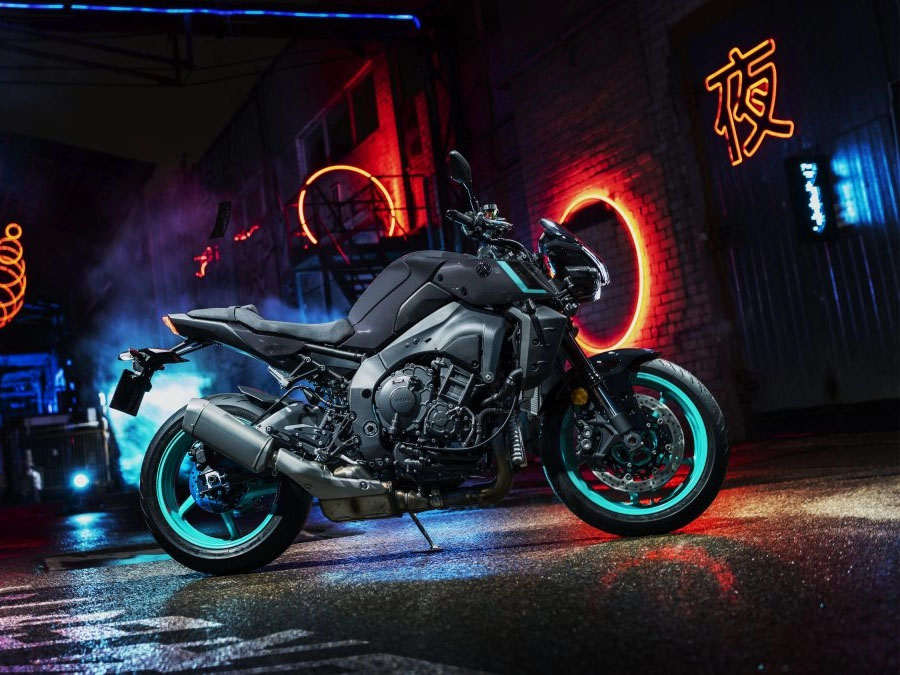 2024 Yamaha MT-10 in Long Island City, New York - Photo 10