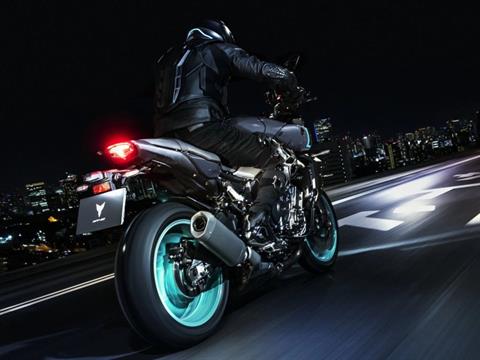 2024 Yamaha MT-10 in Long Island City, New York - Photo 15