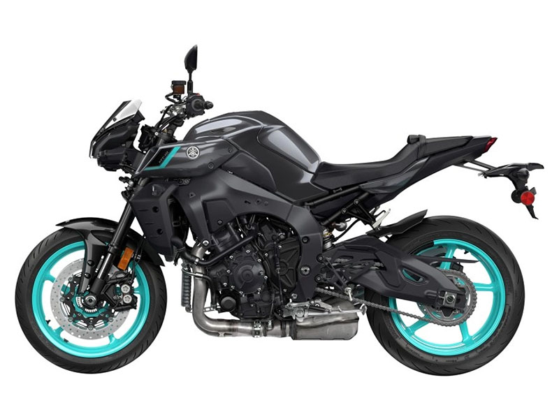 2024 Yamaha MT-10 in Long Island City, New York - Photo 2