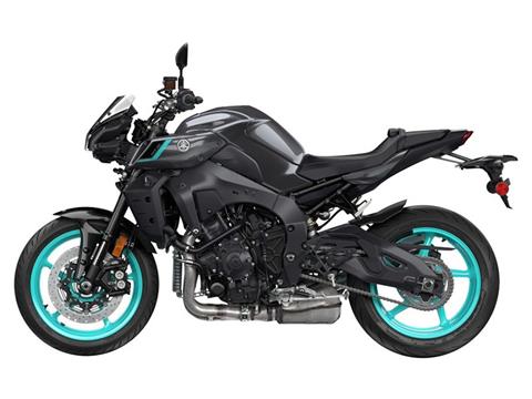2024 Yamaha MT-10 in Long Island City, New York - Photo 2