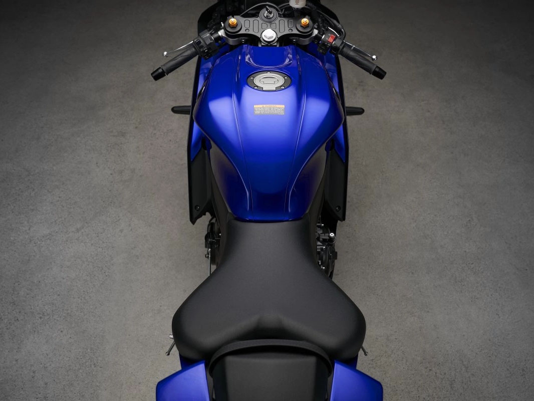 2024 Yamaha YZF-R7 in Enfield, Connecticut - Photo 9