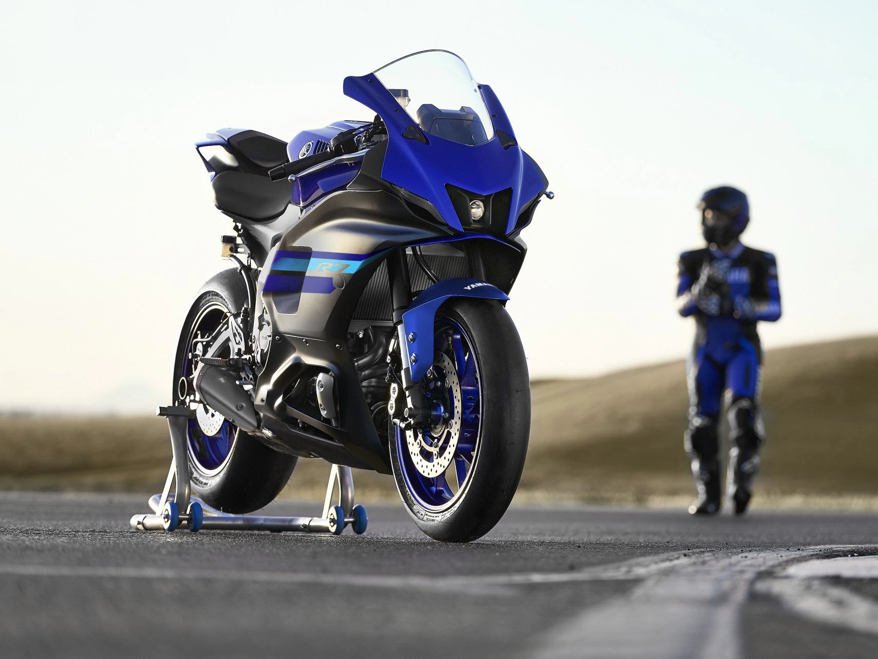 2024 Yamaha YZF-R7 in Topeka, Kansas - Photo 16