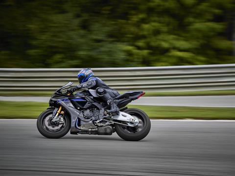 2024 Yamaha YZF-R1M in Long Island City, New York - Photo 16