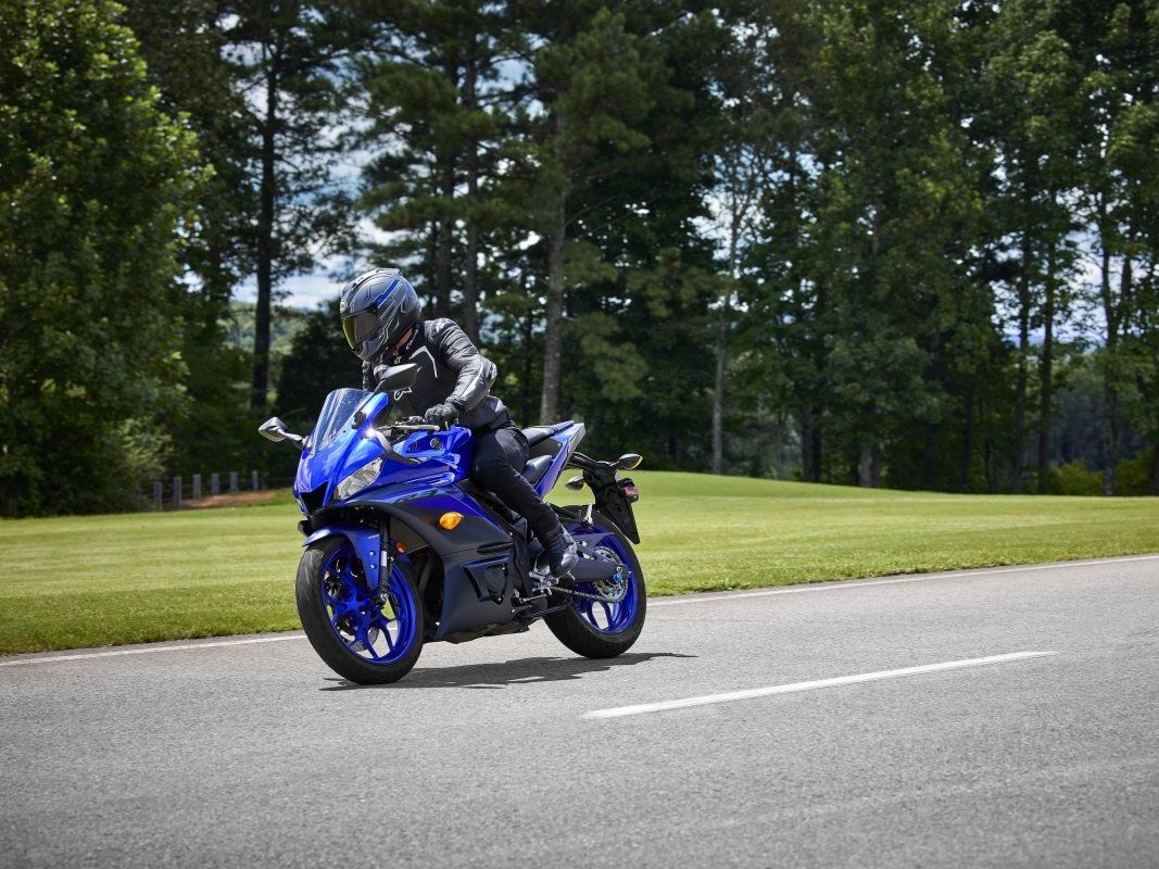 2024 Yamaha YZF-R3 in Enfield, Connecticut - Photo 16