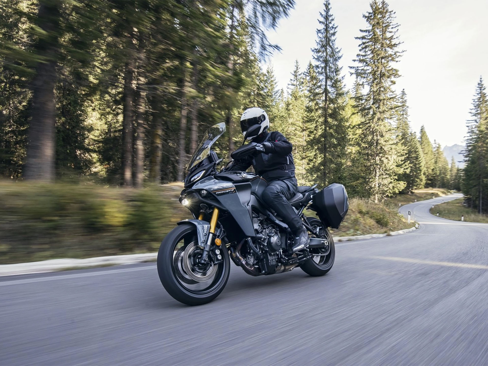 2024 Yamaha Tracer 9 GT+ in Foxboro, Massachusetts - Photo 15