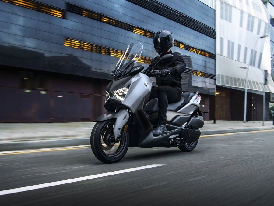 2024 Yamaha XMAX in Enfield, Connecticut - Photo 13