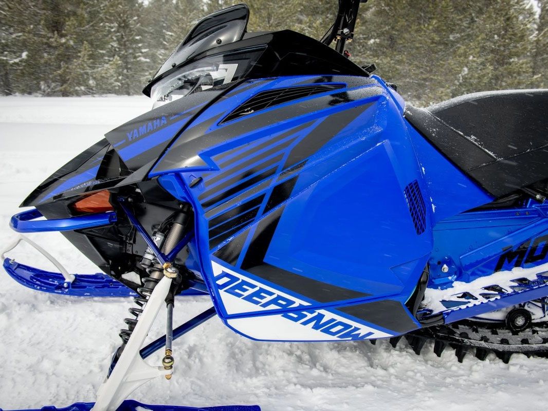 2024 Yamaha Mountain Max LE 154 in Foxboro, Massachusetts - Photo 3