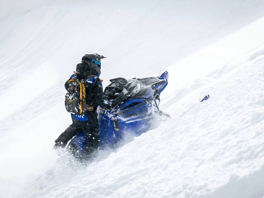 2024 Yamaha Mountain Max LE 154 SL in Saint Maries, Idaho