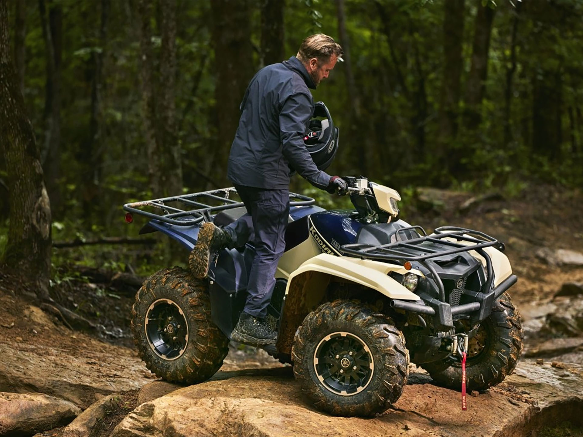 2025 Yamaha Kodiak 700 EPS SE in Long Island City, New York - Photo 19