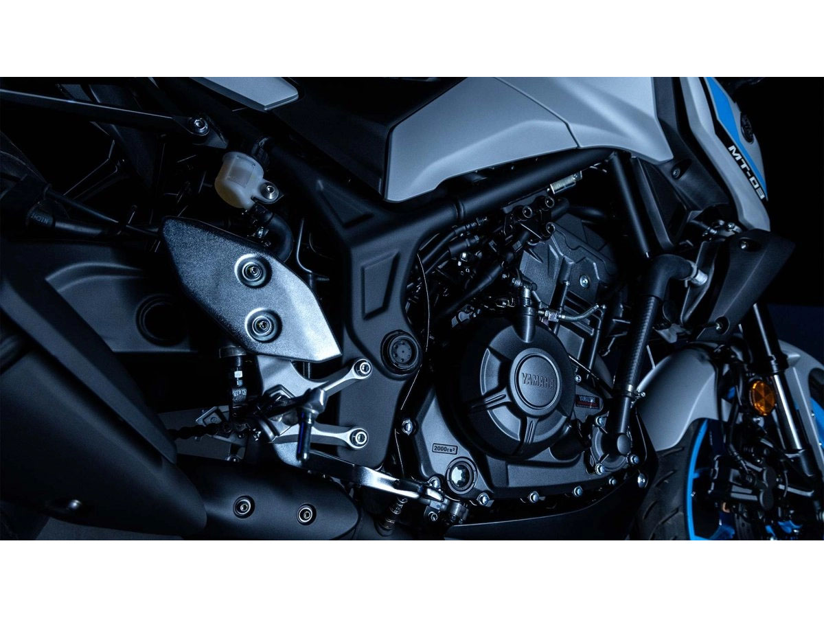 2025 Yamaha MT-03 in Long Island City, New York - Photo 11
