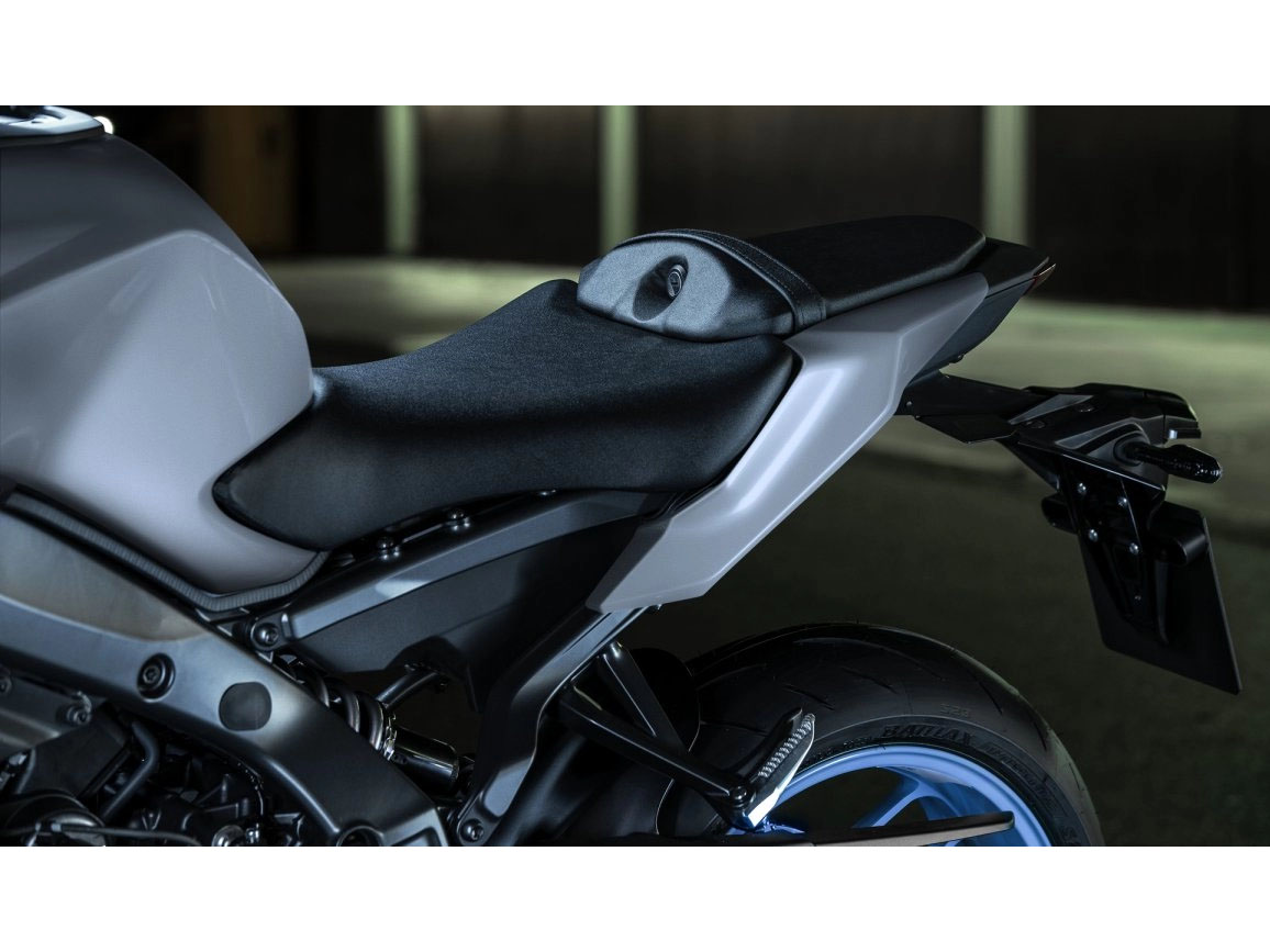 2025 Yamaha MT-09 in Santa Maria, California - Photo 11