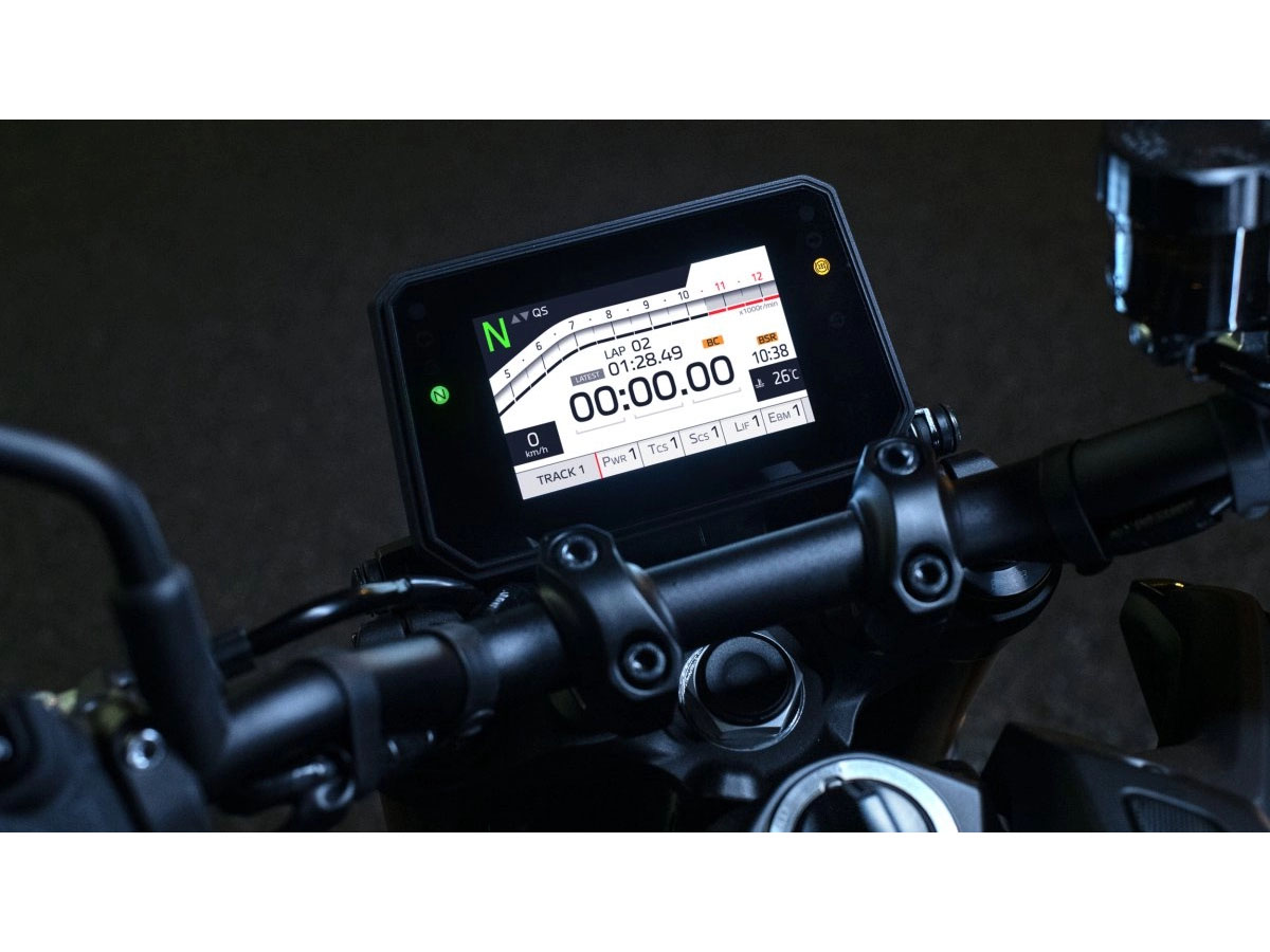 2025 Yamaha MT-09 SP in Foxboro, Massachusetts - Photo 8