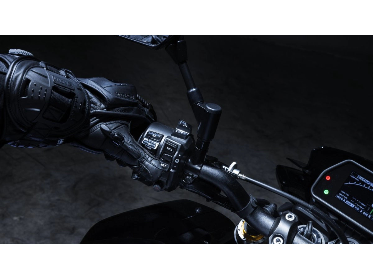 2025 Yamaha MT-10 SP in Port Washington, Wisconsin - Photo 9