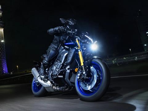 2025 Yamaha MT-10 SP in Port Washington, Wisconsin - Photo 12