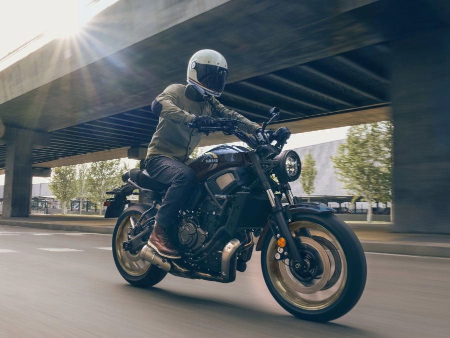 2025 Yamaha XSR700 in Eugene, Oregon