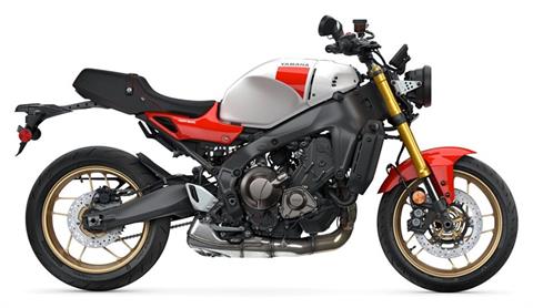 2025 Yamaha XSR900