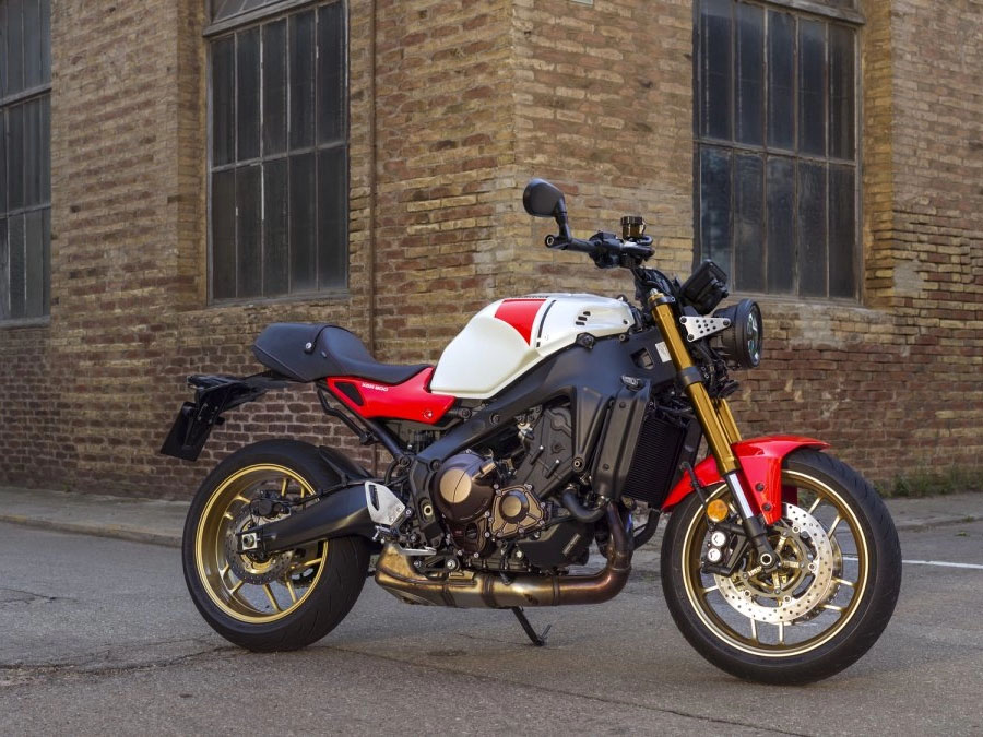 2025 Yamaha XSR900 in Long Island City, New York - Photo 16