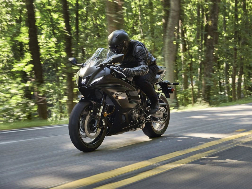 2025 Yamaha YZF-R7 in Pine Bluff, Arkansas - Photo 18