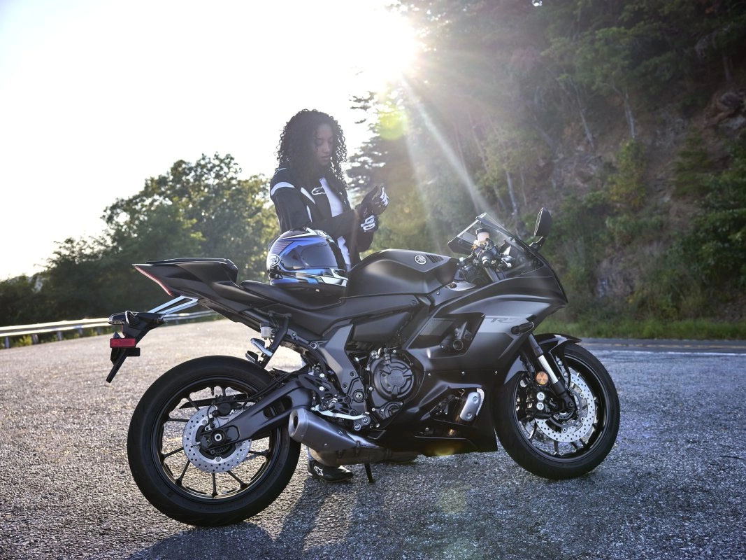 2025 Yamaha YZF-R7 in Pine Bluff, Arkansas - Photo 22