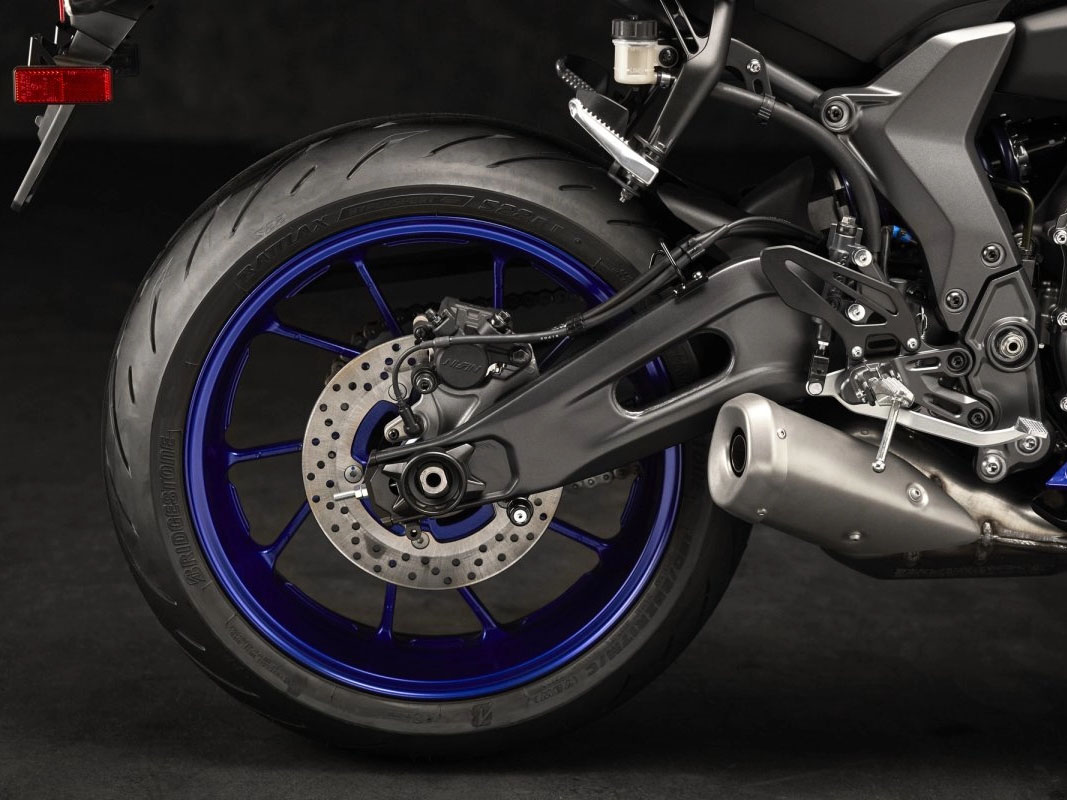 2025 Yamaha YZF-R7 in Port Washington, Wisconsin - Photo 12