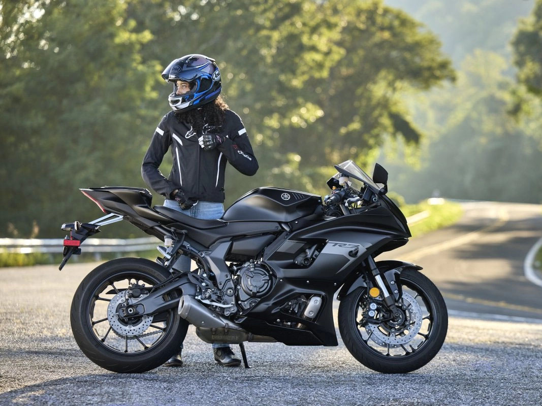 2025 Yamaha YZF-R7 in Port Washington, Wisconsin - Photo 20