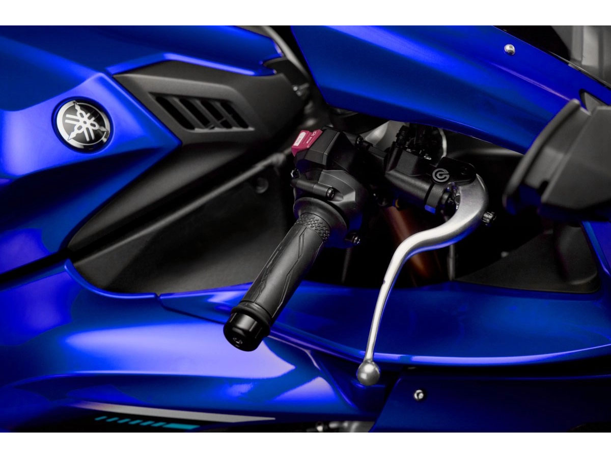 2025 Yamaha YZF-R1 in Port Washington, Wisconsin - Photo 9