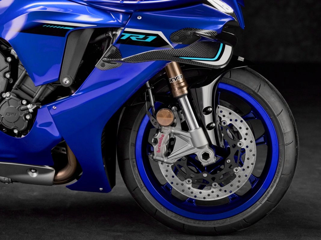 2025 Yamaha YZF-R1 in Port Washington, Wisconsin - Photo 11