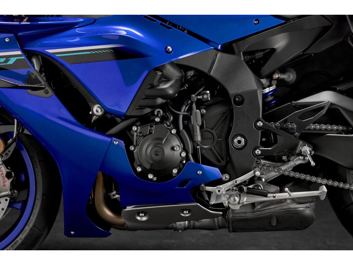 2025 Yamaha YZF-R1 in Port Washington, Wisconsin - Photo 13