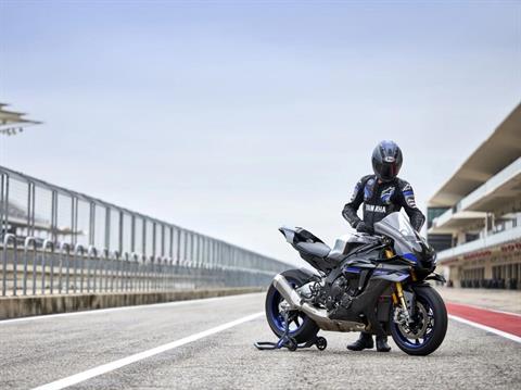 2025 Yamaha YZF-R1M in Port Washington, Wisconsin - Photo 17