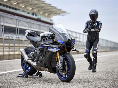 2025 Yamaha YZF-R1M in Port Washington, Wisconsin - Photo 18