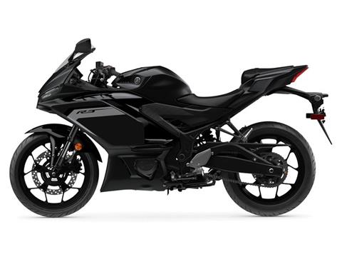 2025 Yamaha YZF-R3 in Eugene, Oregon - Photo 9