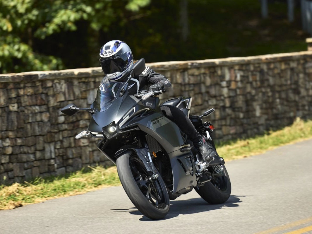 2025 Yamaha YZF-R3 in Eugene, Oregon - Photo 16