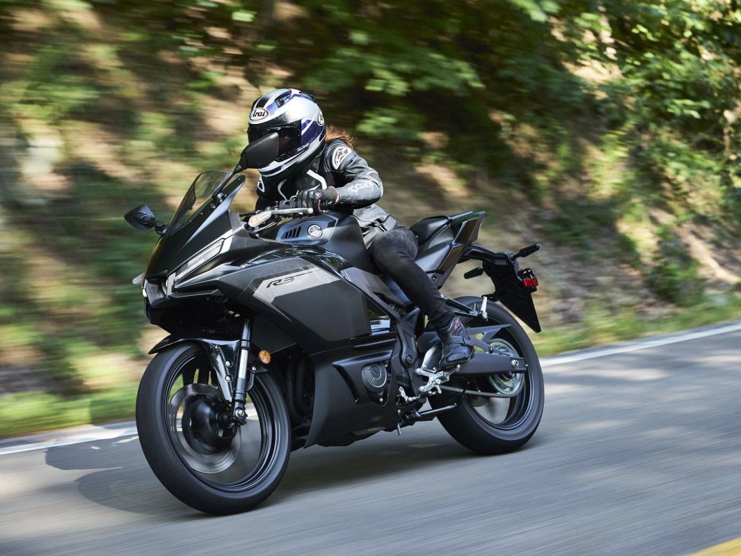 2025 Yamaha YZF-R3 in Eugene, Oregon - Photo 18