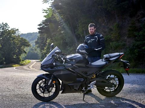 2025 Yamaha YZF-R3 in Eugene, Oregon - Photo 20