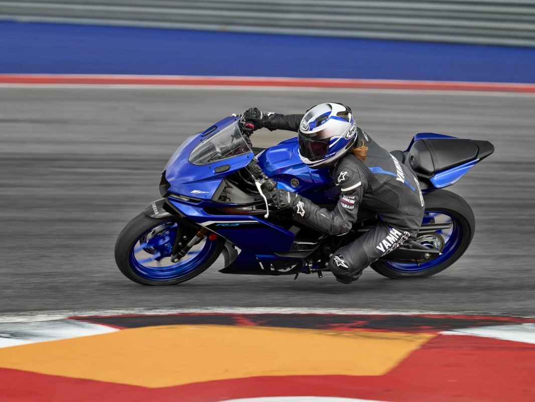 2025 Yamaha YZF-R3 in Eugene, Oregon - Photo 20