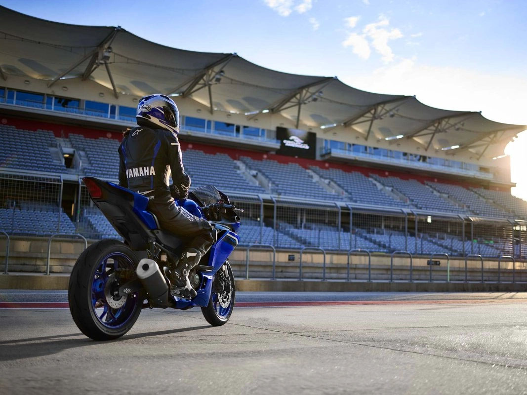 2025 Yamaha YZF-R3 in Eugene, Oregon - Photo 21
