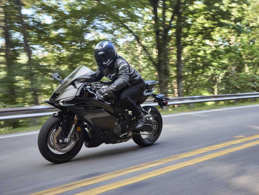 2025 Yamaha YZF-R9 in Long Island City, New York - Photo 18